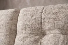 Кровать Pietra от мебельной фабрики Woodfans изголовье вблизи